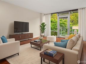 2911 2nd Avenue 310, Seattle WA 98121