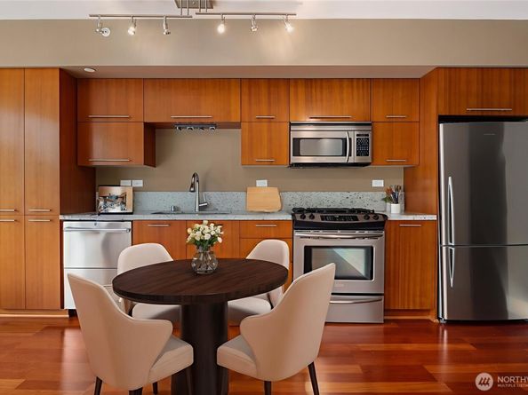 2911 2nd Avenue 310, Seattle WA 98121