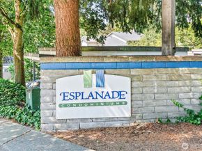 9822 NE 122nd Street U302, Kirkland WA 98034