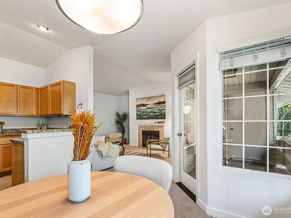 9822 NE 122nd Street U302, Kirkland WA 98034