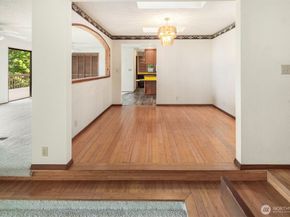 1083 Puget Drive E, Port Orchard WA 98366