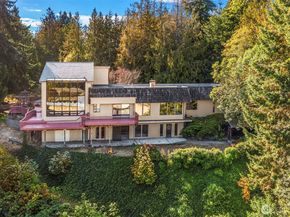 1083 Puget Drive E, Port Orchard WA 98366
