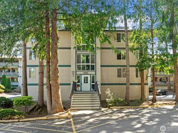 5620 200th Street SW