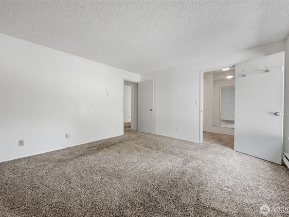 5620 200th Street SW A204, Lynnwood WA 98036