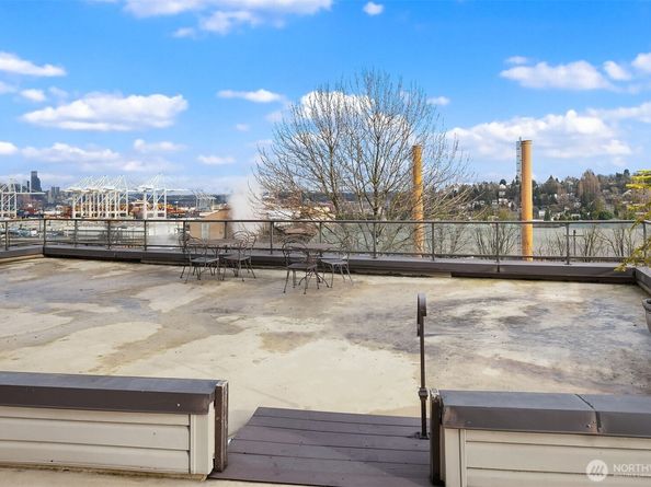 3022 SW Bradford Street 401, Seattle WA 98126