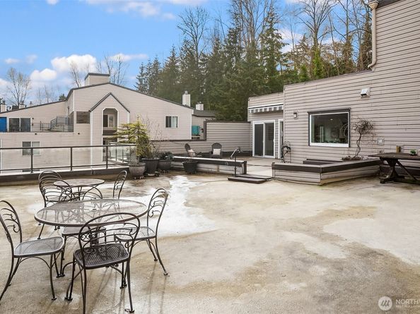 3022 SW Bradford Street 401, Seattle WA 98126