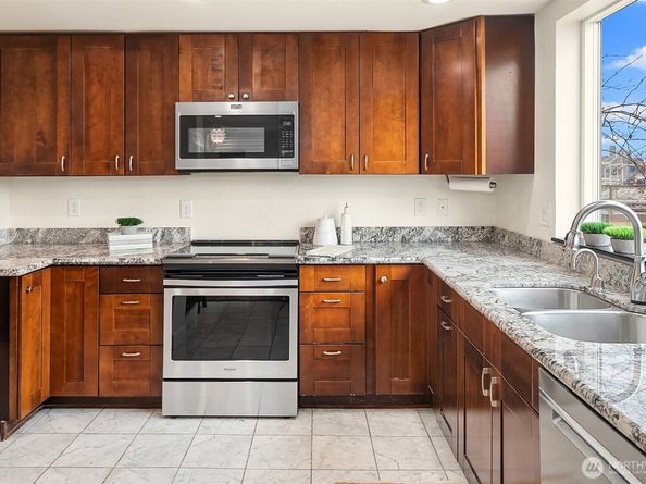 3022 SW Bradford Street 401, Seattle WA 98126