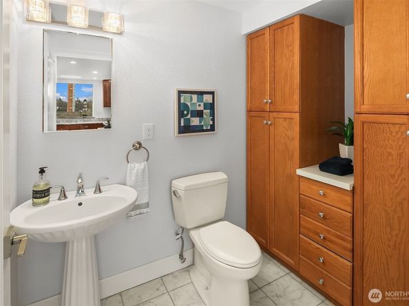 3022 SW Bradford Street 401, Seattle WA 98126