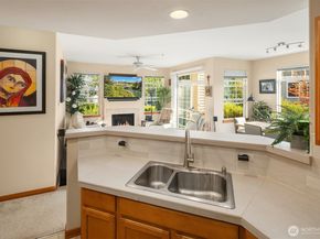 1855 Trossachs Boulevard SE 2402, Sammamish WA 98075