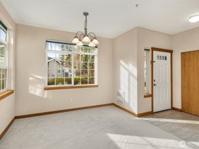 1855 Trossachs Boulevard SE 2402, Sammamish WA 98075