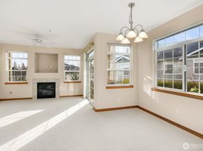 1855 Trossachs Boulevard SE 2402, Sammamish WA 98075