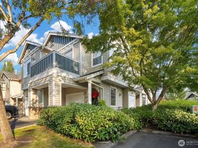 1855 Trossachs Boulevard SE 2402, Sammamish WA 98075