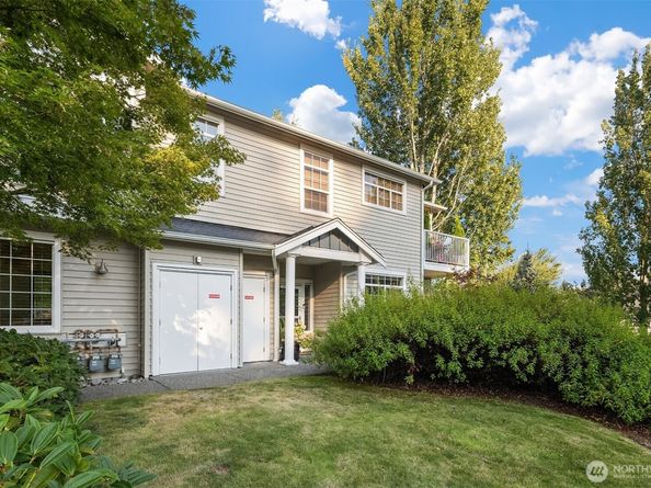 1855 Trossachs Boulevard SE 2402, Sammamish WA 98075