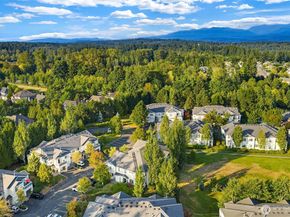 1855 Trossachs Boulevard SE 2402, Sammamish WA 98075