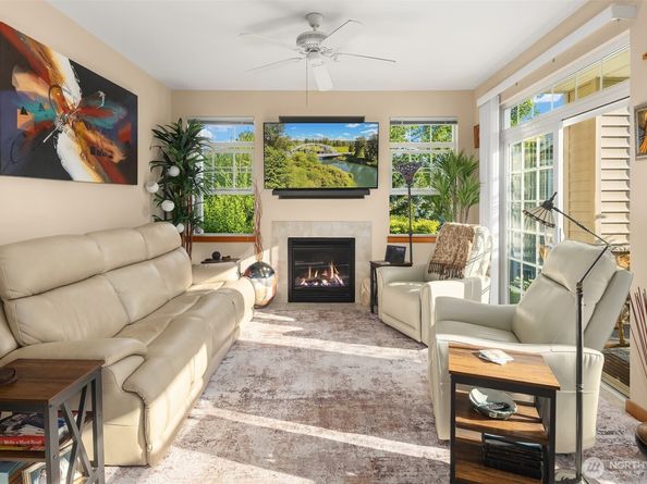 1855 Trossachs Boulevard SE 2402, Sammamish WA 98075