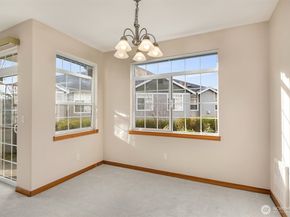 1855 Trossachs Boulevard SE 2402, Sammamish WA 98075