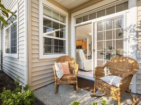 1855 Trossachs Boulevard SE 2402, Sammamish WA 98075
