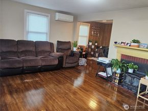 13727 37th Avenue S, Tukwila WA 98166