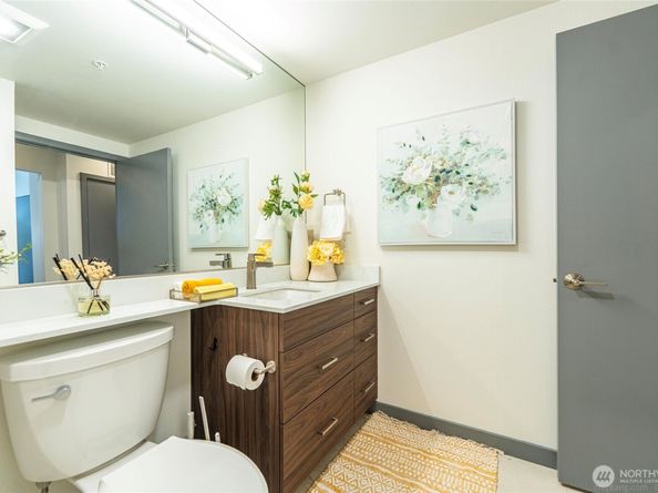 11903 NE 128th Street 608, Kirkland WA 98034