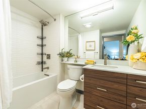 11903 NE 128th Street 608, Kirkland WA 98034