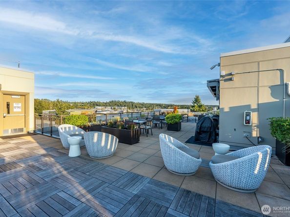 11903 NE 128th Street 608, Kirkland WA 98034