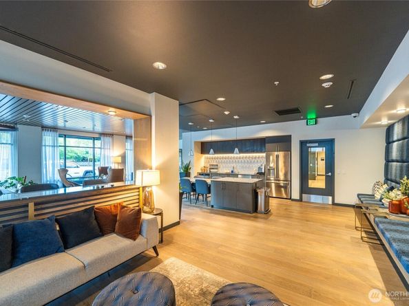 11903 NE 128th Street 608, Kirkland WA 98034