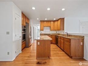 7836 Amethyst Loop NW, Silverdale WA 98383