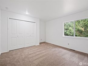 7836 Amethyst Loop NW, Silverdale WA 98383