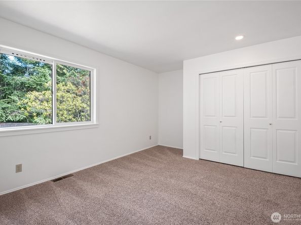 7836 Amethyst Loop NW, Silverdale WA 98383