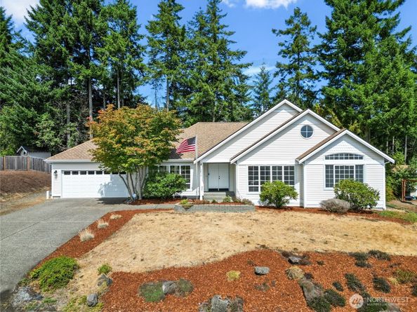 7836 Amethyst Loop NW, Silverdale WA 98383