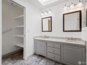 7836 Amethyst Loop NW, Silverdale WA 98383