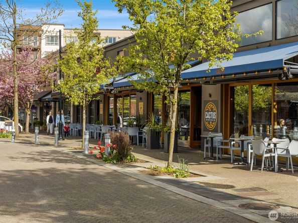 118 C 2nd Street S, Kirkland WA 98033