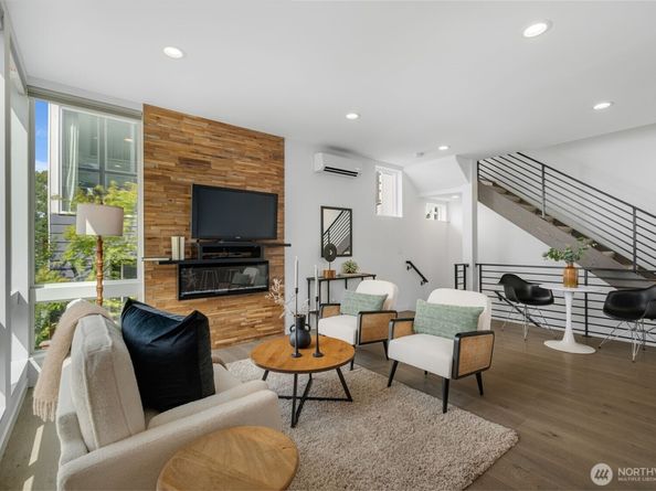 2706 S Washington Street A, Seattle WA 98144