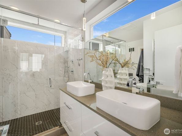 2706 S Washington Street A, Seattle WA 98144