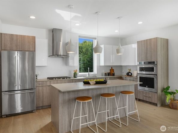 2706 S Washington Street A, Seattle WA 98144