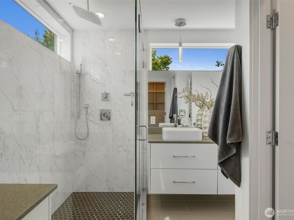 2706 S Washington Street A, Seattle WA 98144