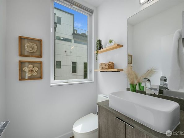 2706 S Washington Street A, Seattle WA 98144