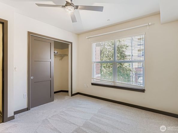 413 NE 70th Street 207, Seattle WA 98115