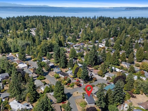 7807 191st Street SW, Edmonds WA 98026