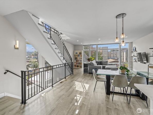 6920 Carleton Avenue S, Seattle WA 98108