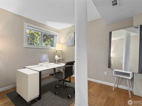 2500 171st Avenue SE, Bellevue WA 98008