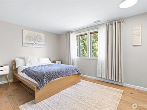 2500 171st Avenue SE, Bellevue WA 98008