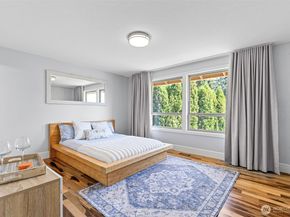 2500 171st Avenue SE, Bellevue WA 98008