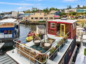 2401 N Northlake Way F5, Seattle WA 98103