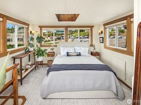 2401 N Northlake Way F5, Seattle WA 98103
