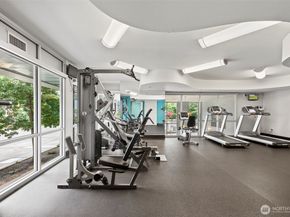 699 John St 517, Seattle WA 98109