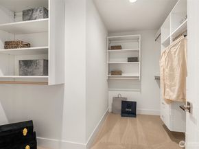 14859 Site 9 NE 2nd Court, Bellevue WA 98007