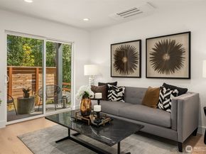 14859 Site 9 NE 2nd Court, Bellevue WA 98007