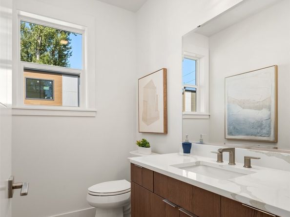 14859 Site 9 NE 2nd Court, Bellevue WA 98007
