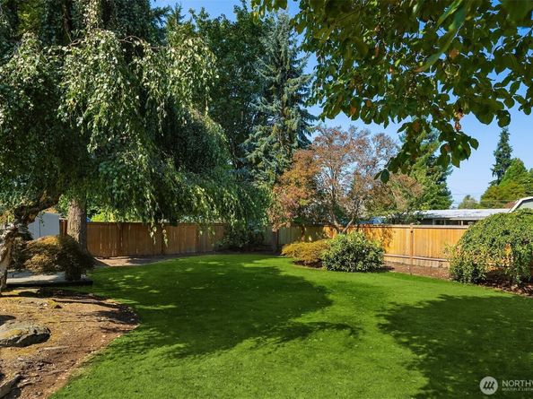 2352 N 192nd Street, Shoreline WA 98133